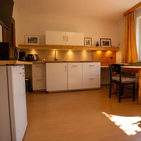Haus Kinspergher Апартаменти Інсбрук