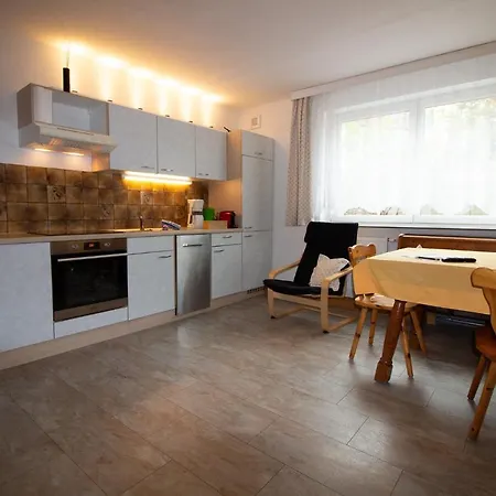 Haus Kinspergher Апартаменти Інсбрук